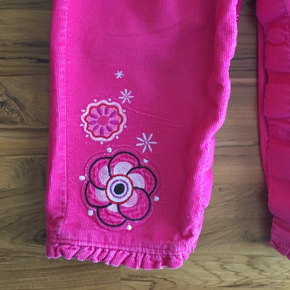 OshKosh 18M Pink Corduroy Overalls with Ruffles for Baby/Toddler - Picture 3 of 5